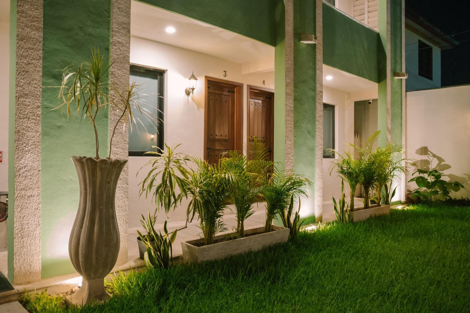 Maculan Hotel Valladolid  Ngoại thất bức ảnh